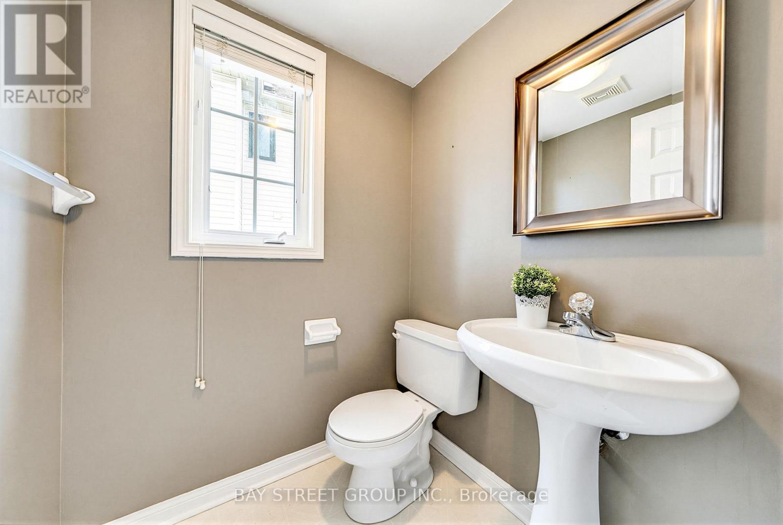 351 Ferndale Drive S, Barrie, Ontario  L4N 9Y6 - Photo 21 - S13411404