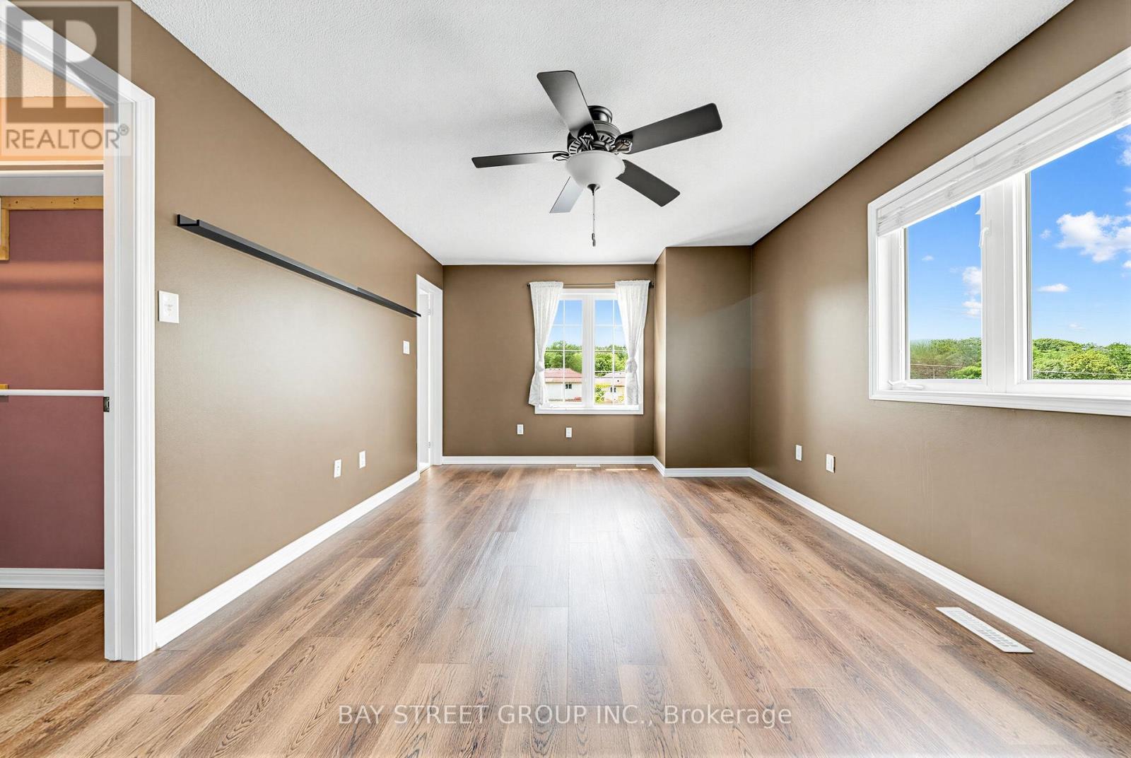 351 Ferndale Drive S, Barrie, Ontario  L4N 9Y6 - Photo 24 - S13411404