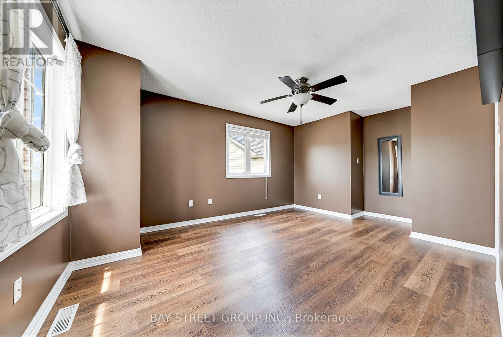 351 Ferndale Drive S, Barrie, Ontario  L4N 9Y6 - Photo 26 - S13411404