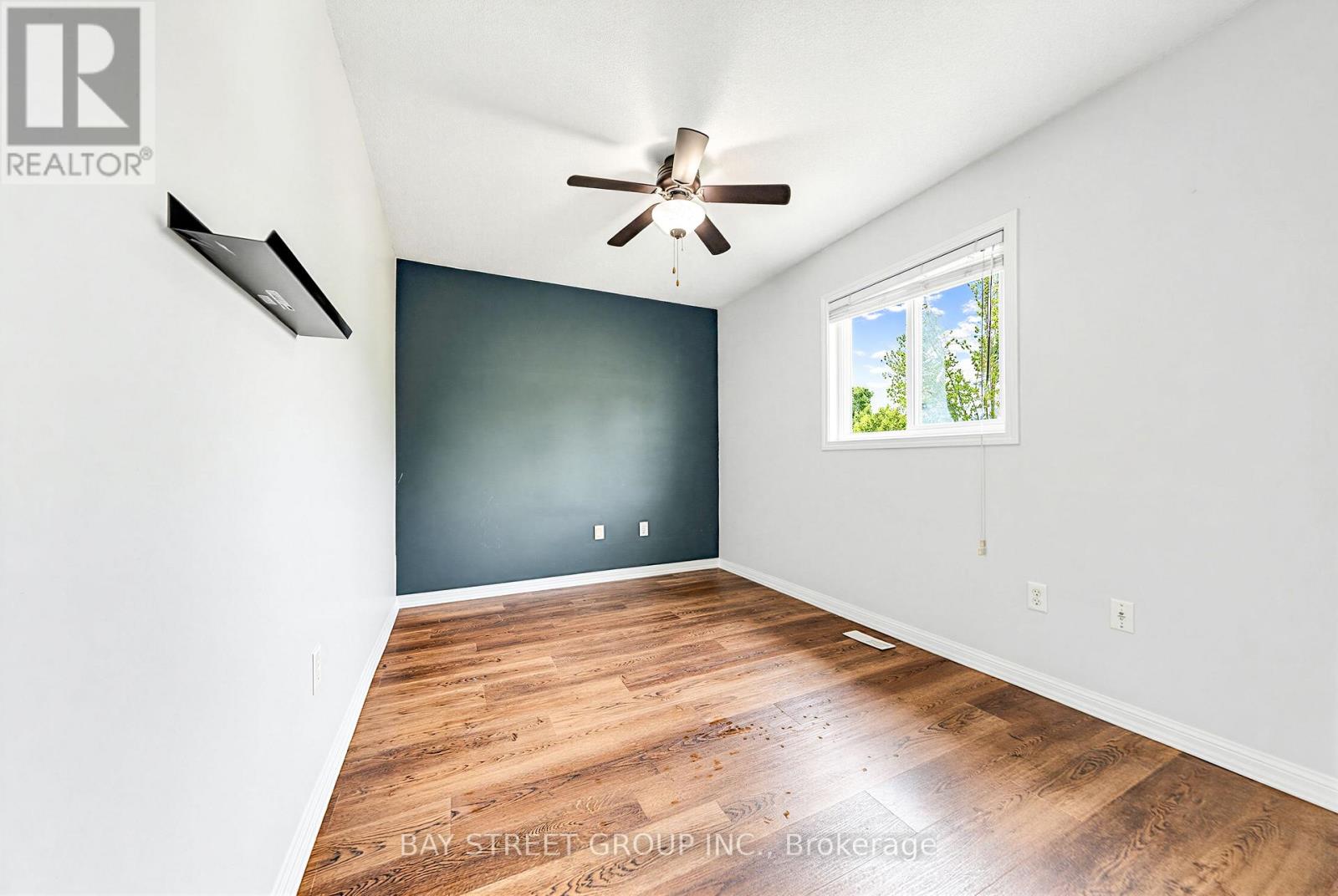 351 Ferndale Drive S, Barrie, Ontario  L4N 9Y6 - Photo 33 - S13411404