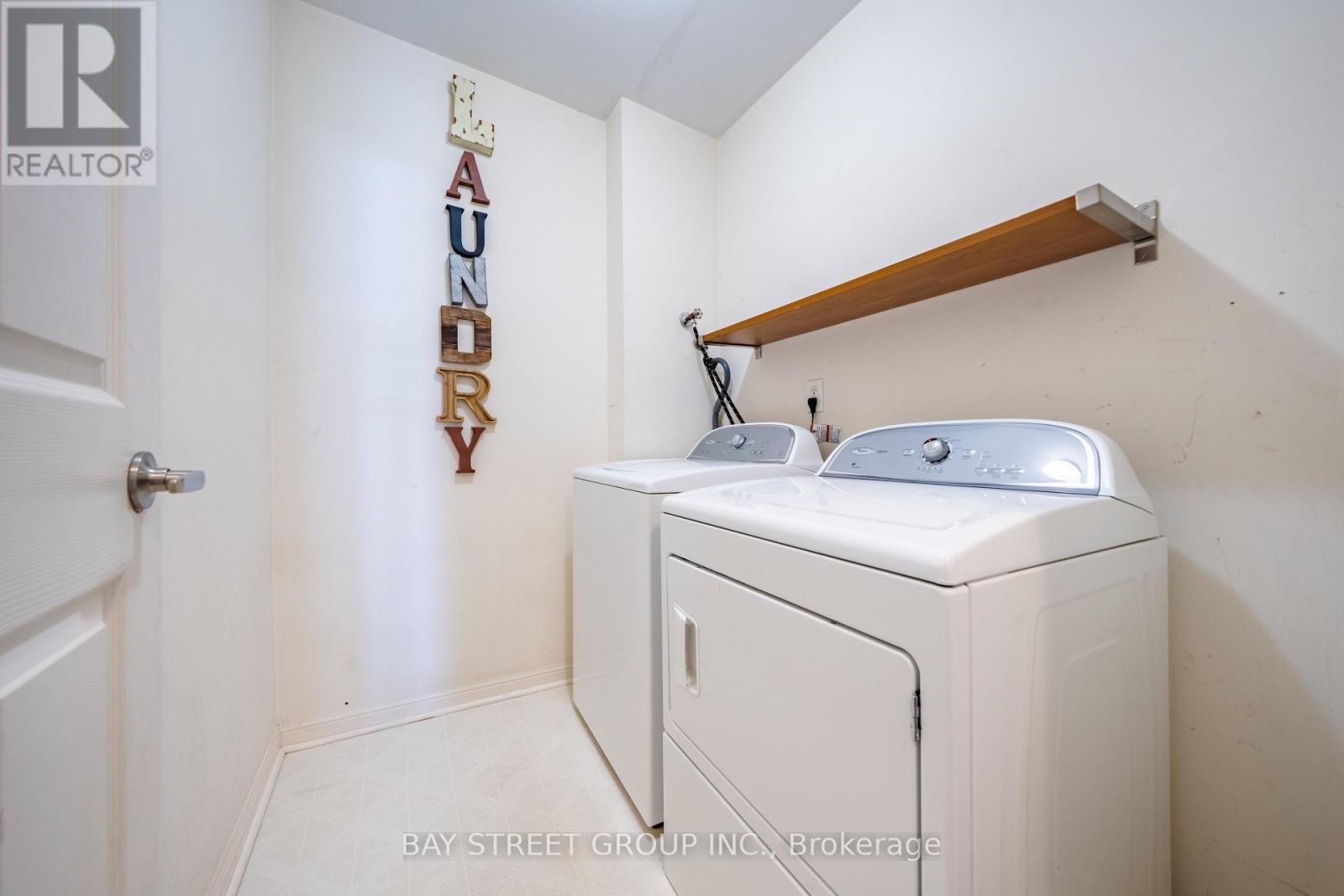 351 Ferndale Drive S, Barrie, Ontario  L4N 9Y6 - Photo 42 - S13411404