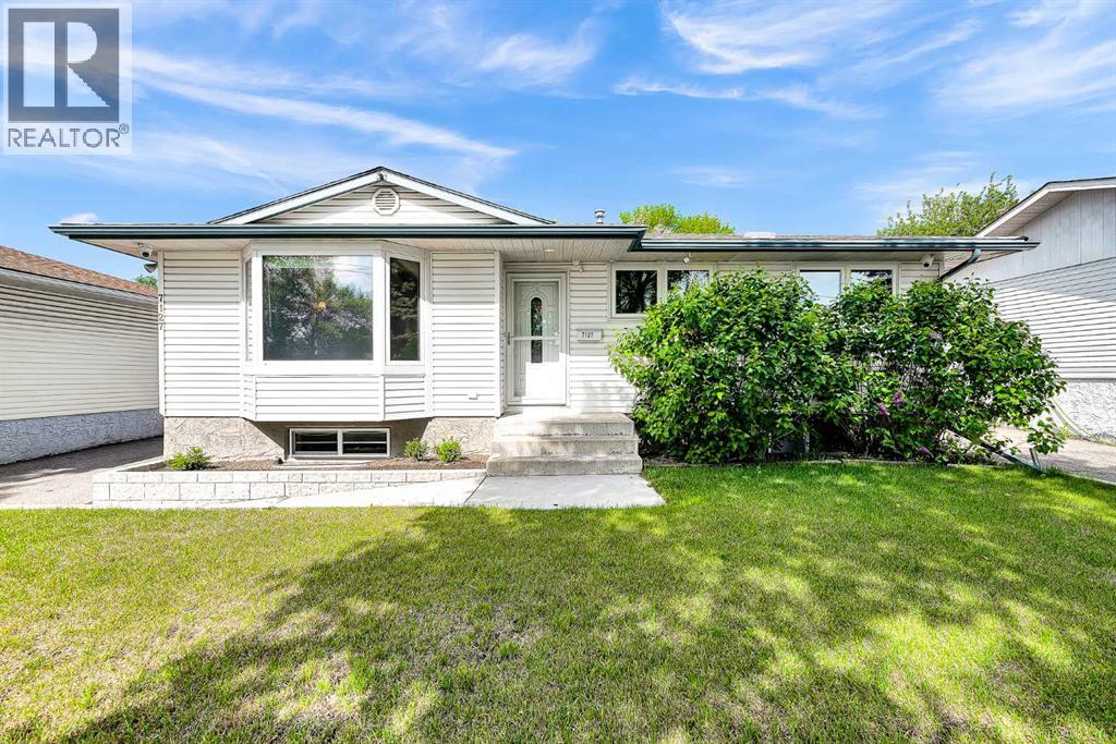 7127 18 Street SE, Calgary, Alberta  T2C 1K2 - Photo 1 - A2315978