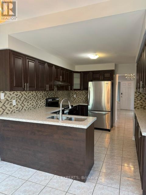 1 Donaldson Drive, Brampton, Ontario  L6Y 3G7 - Photo 8 - W13411416