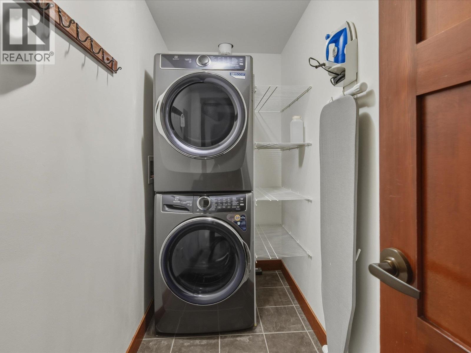 221 2202 Gondola Way, Whistler, British Columbia  V8E 0M7 - Photo 20 - R3074611