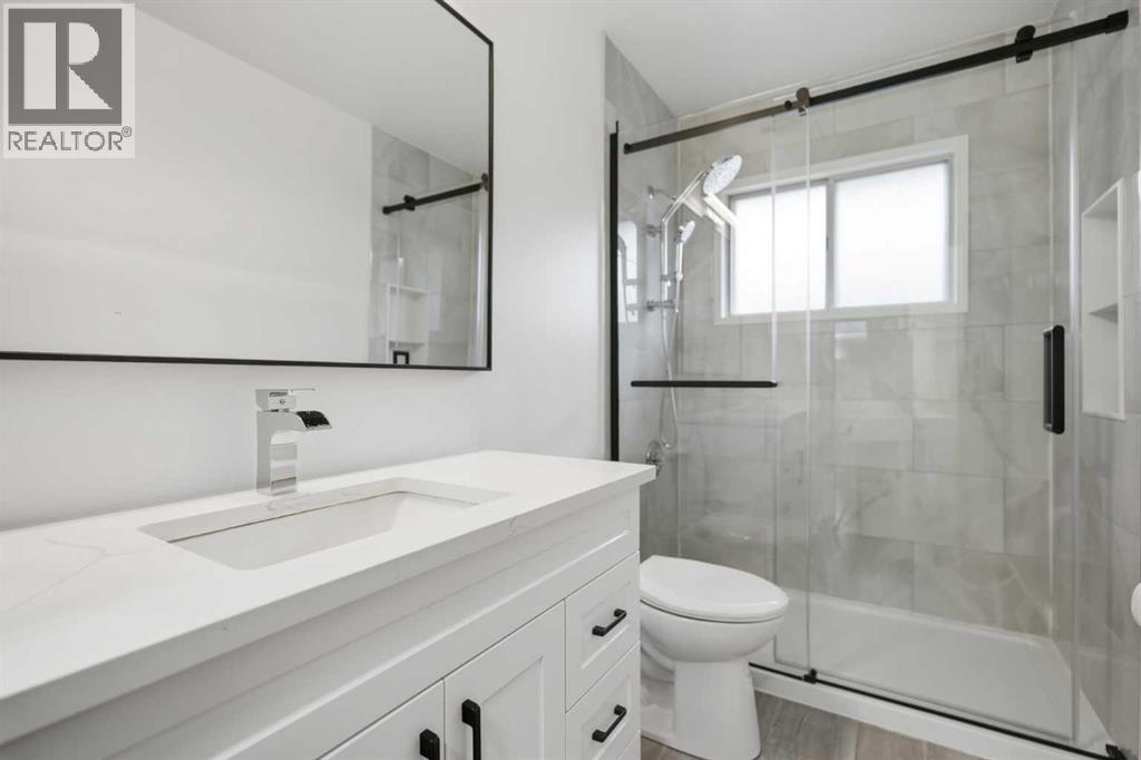 1040 16 Street NE, Calgary, Alberta  T2E 4S8 - Photo 3 - A2317313