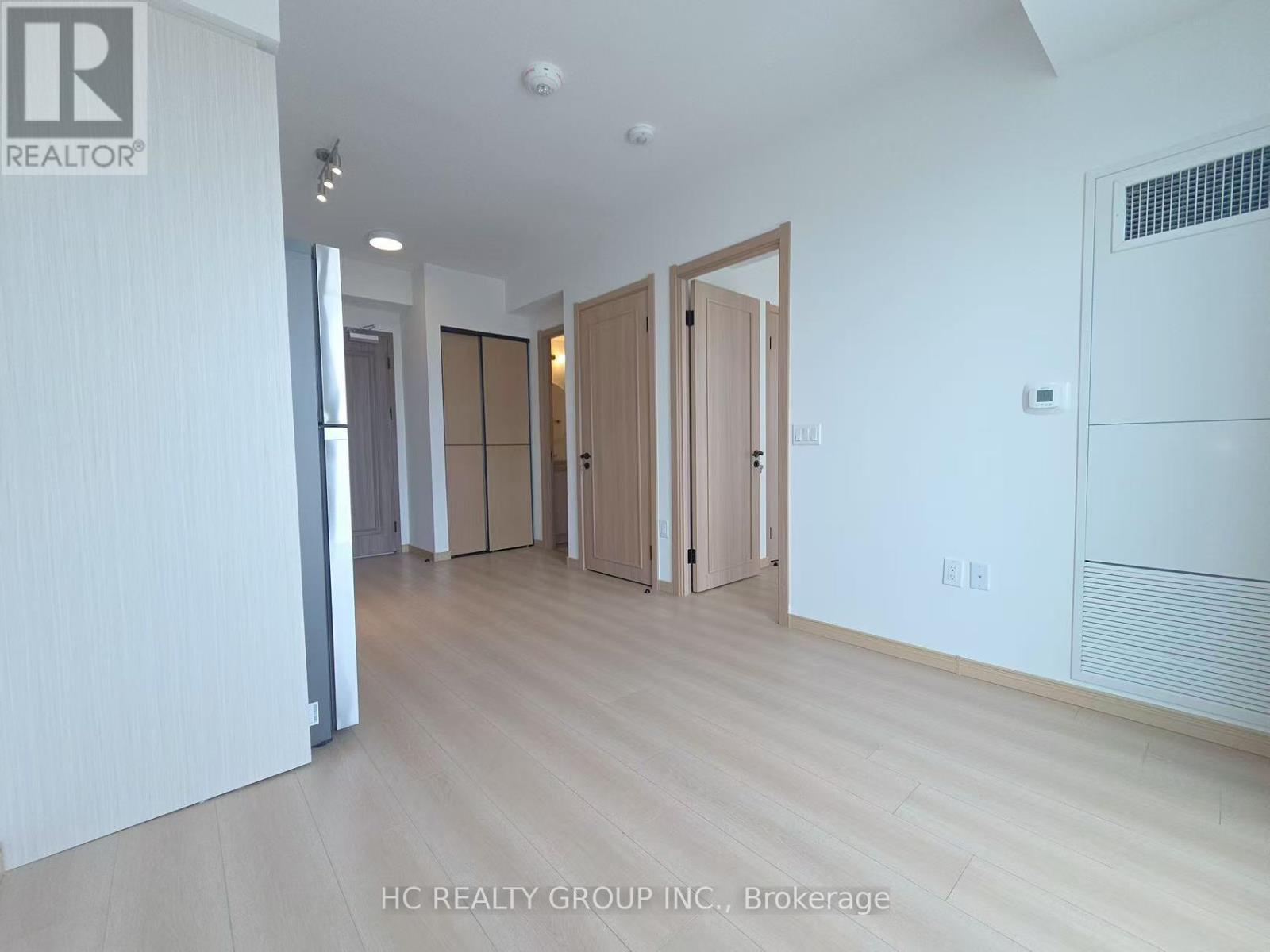 B1508 - 3249 Sheppard Ave E Avenue, Toronto, Ontario  M1T 0C2 - Photo 3 - E13245710