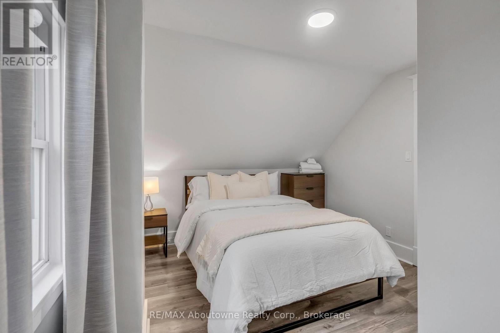 5111 Kitchener Street, Niagara Falls, Ontario  L2G 1B1 - Photo 22 - X13411482