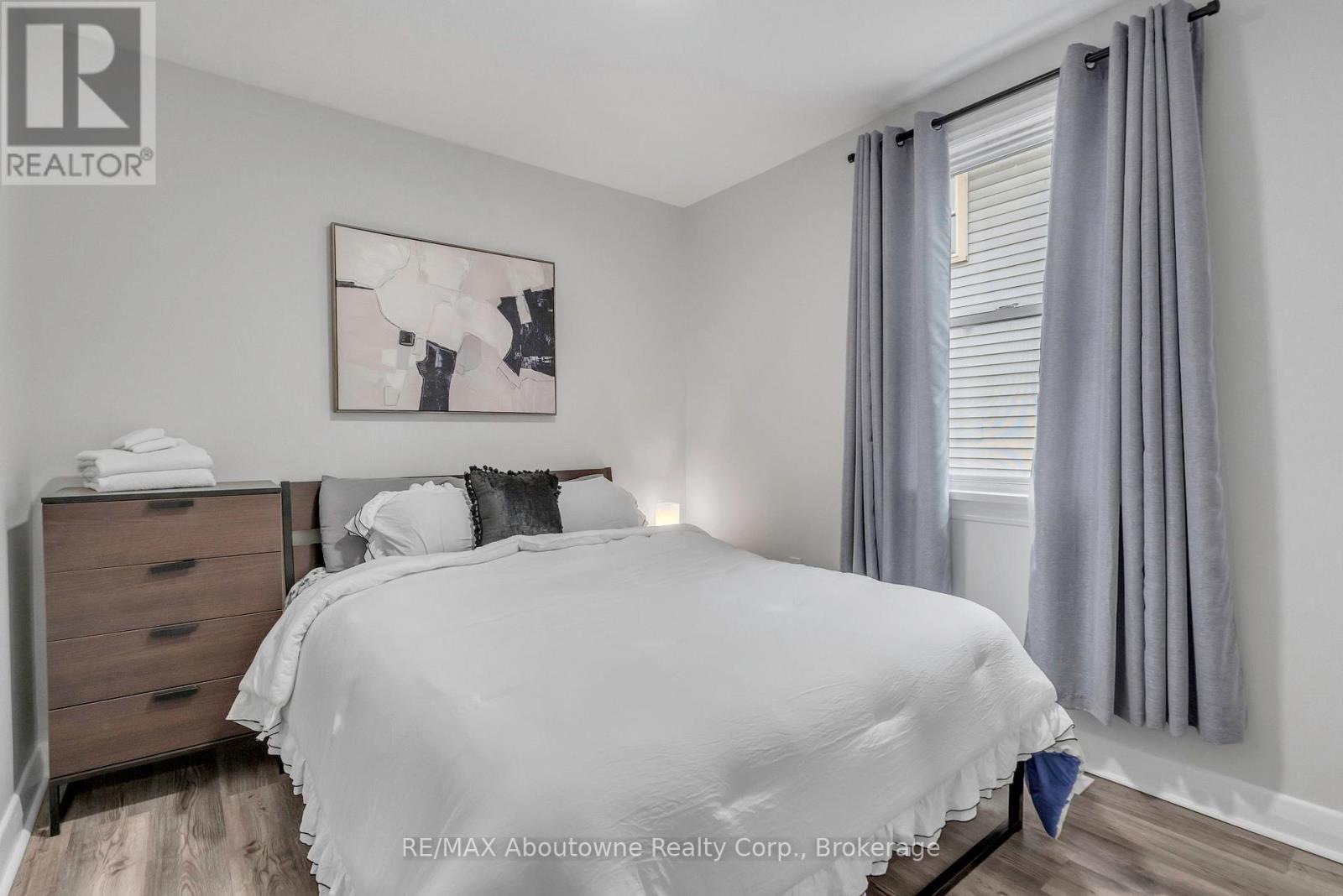 5111 Kitchener Street, Niagara Falls, Ontario  L2G 1B1 - Photo 14 - X13411486
