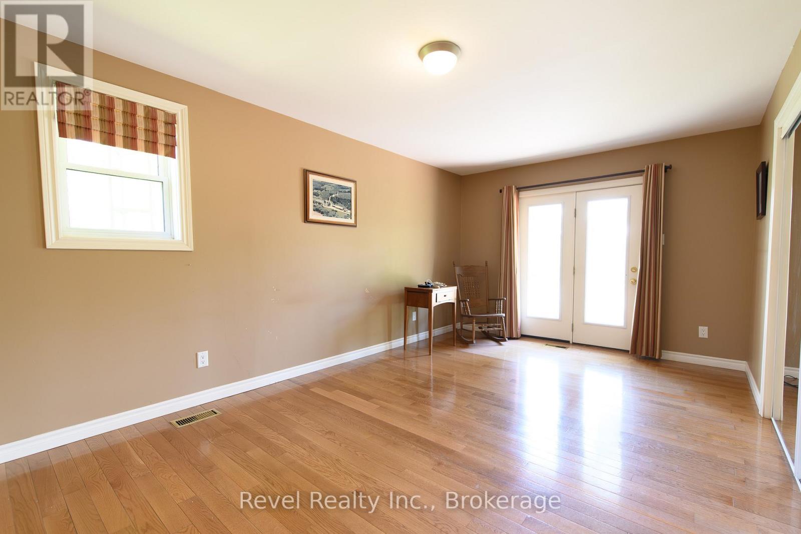 38 Station Street, Clearview, Ontario  L0M 1L0 - Photo 16 - S13411474