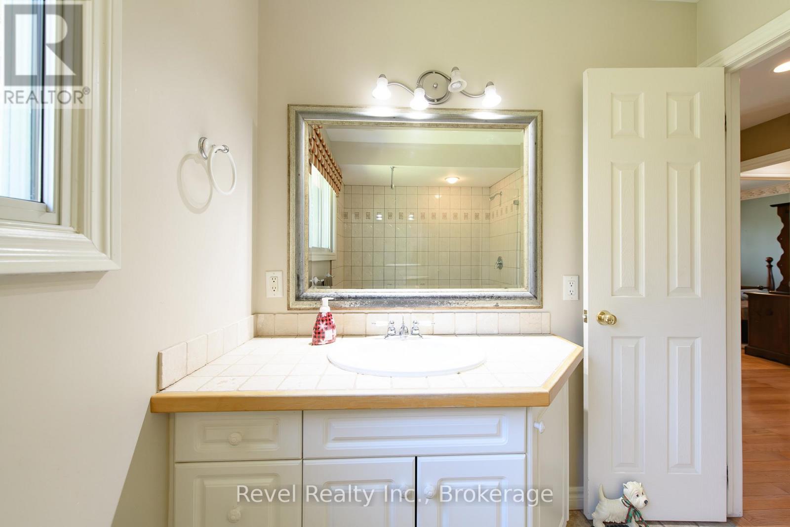38 Station Street, Clearview, Ontario  L0M 1L0 - Photo 20 - S13411474