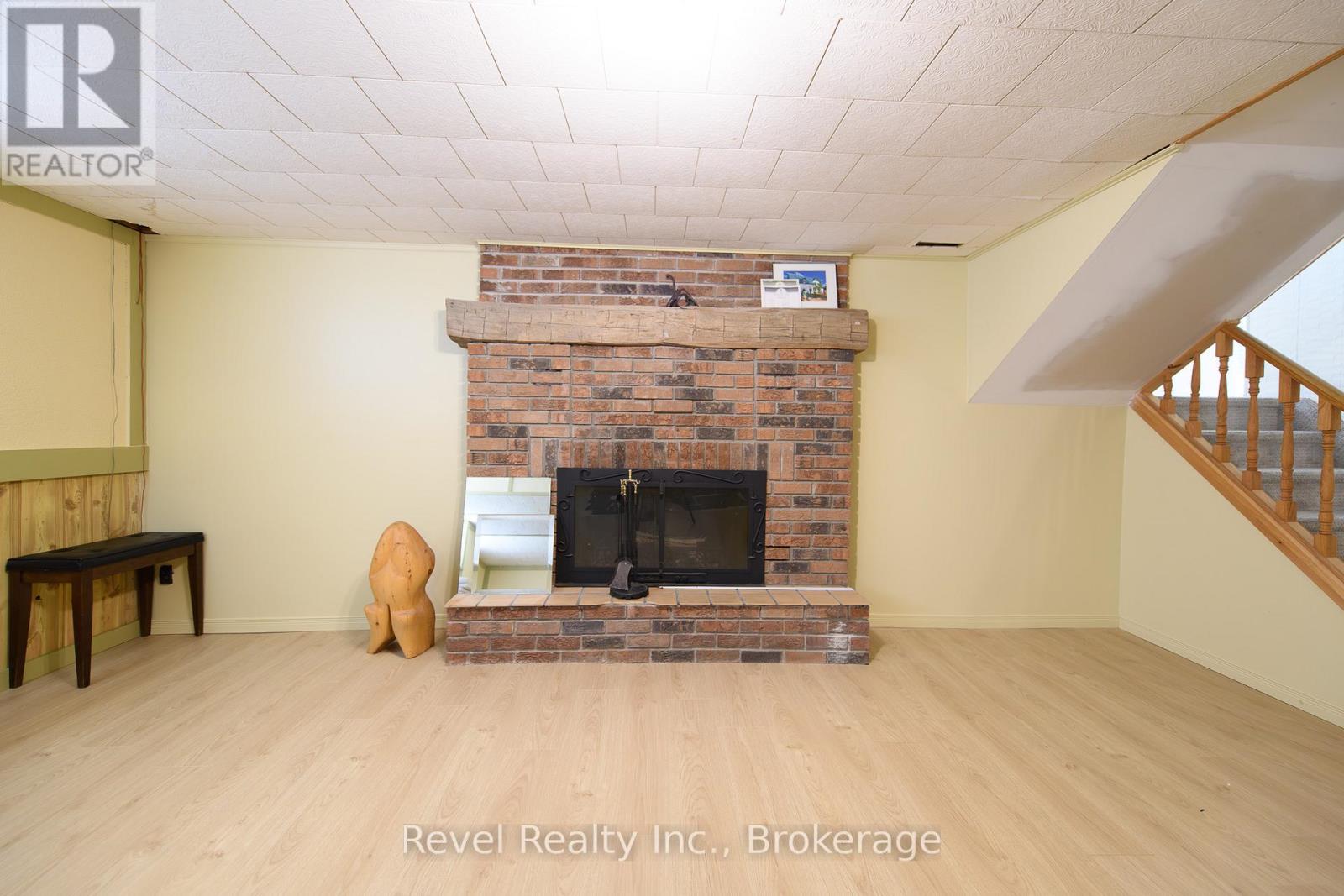 38 Station Street, Clearview, Ontario  L0M 1L0 - Photo 23 - S13411474