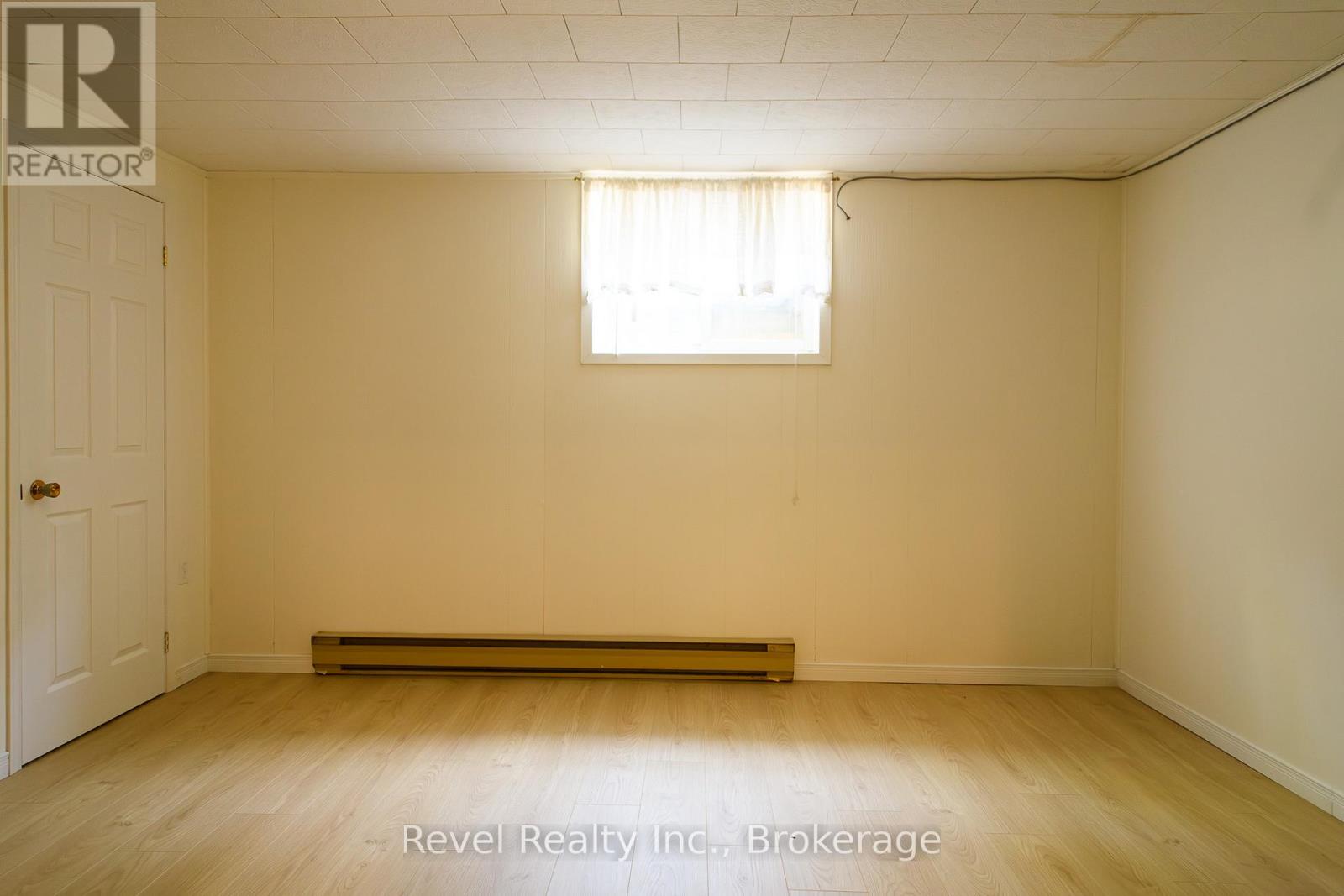 38 Station Street, Clearview, Ontario  L0M 1L0 - Photo 24 - S13411474