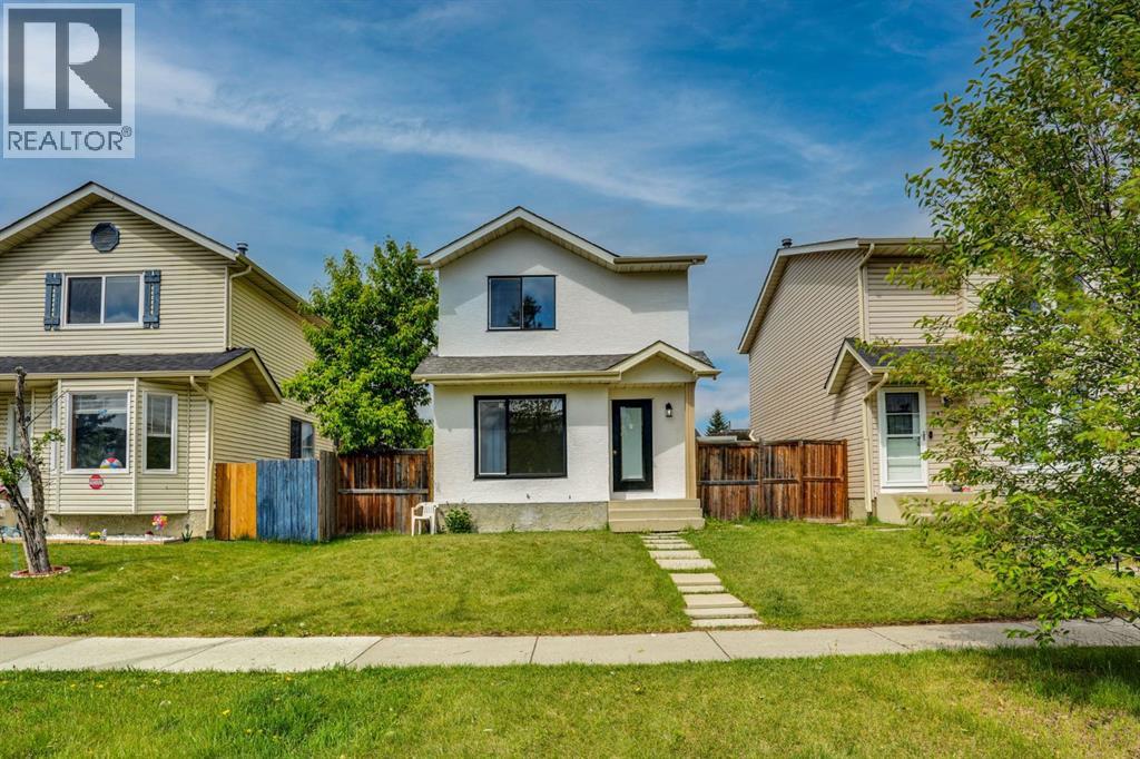 6471 54 Street NE, Calgary, Alberta  T3J 1Z4 - Photo 1 - A2315165
