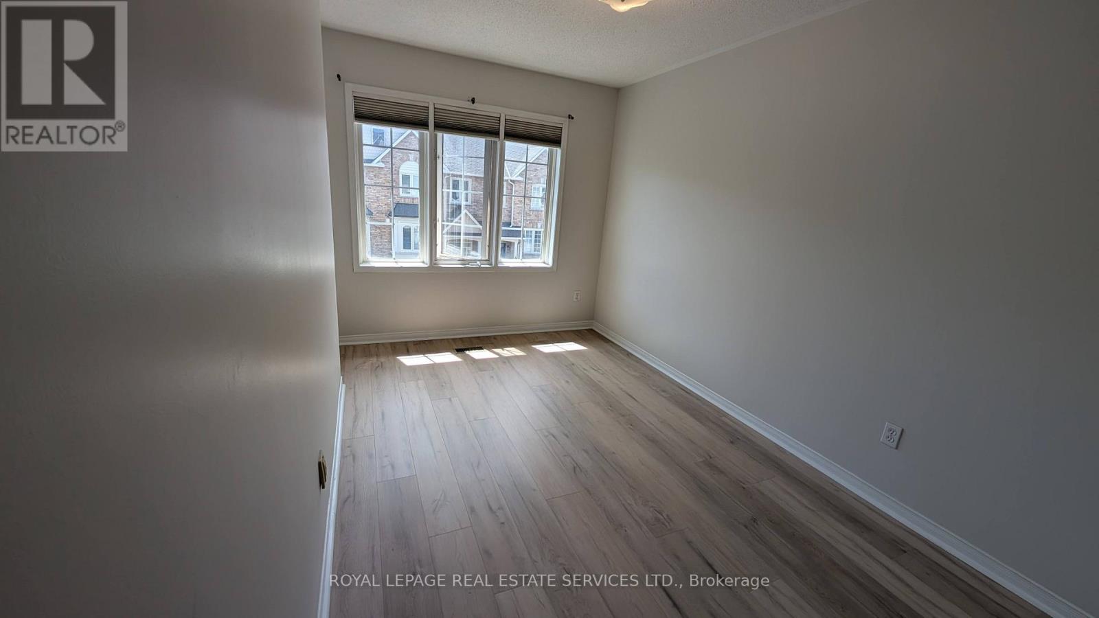 2 - 19 Skeens Lane, Toronto, Ontario  M8W 4Z5 - Photo 15 - W13410466