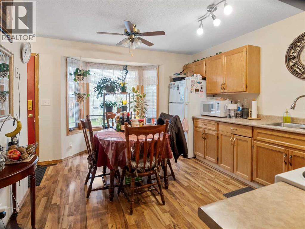 21 Dixon Crescent, Red Deer, Alberta  T4R 2J1 - Photo 10 - A2317389