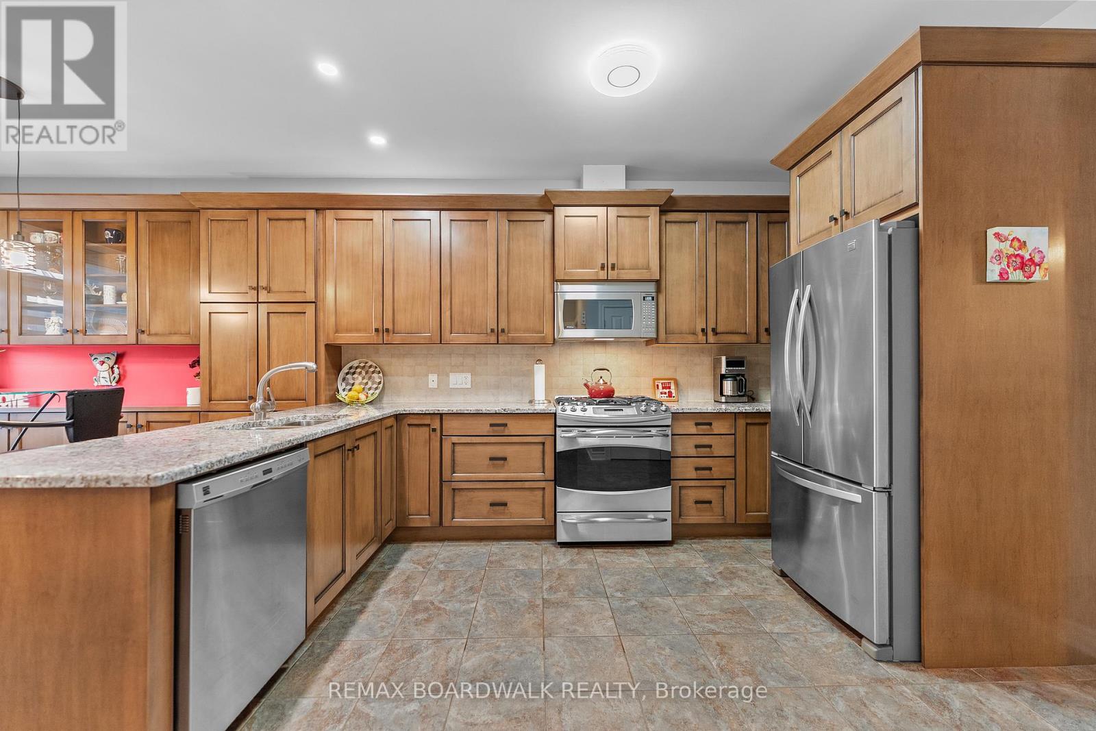 12 Royalty Way, North Grenville, Ontario  K0G 1J0 - Photo 17 - X13411534