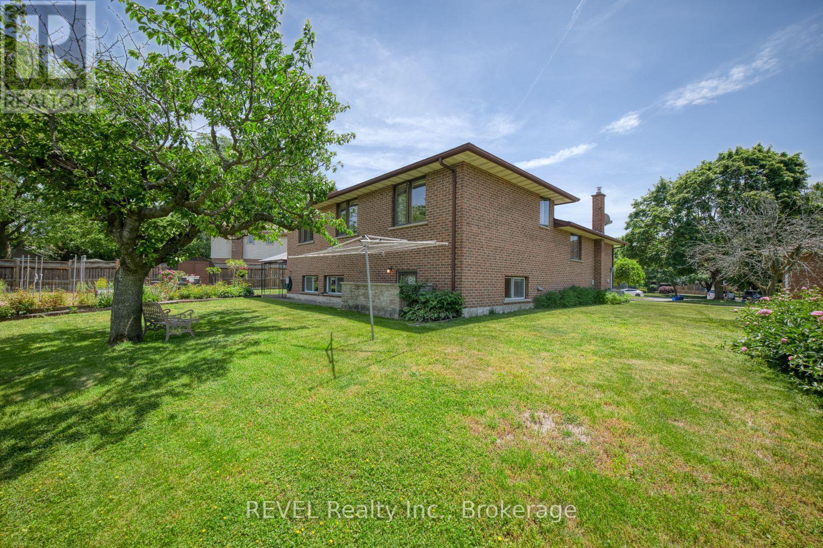 2795 Solar Crescent, Niagara Falls, Ontario  L2J 4A8 - Photo 27 - X13411548