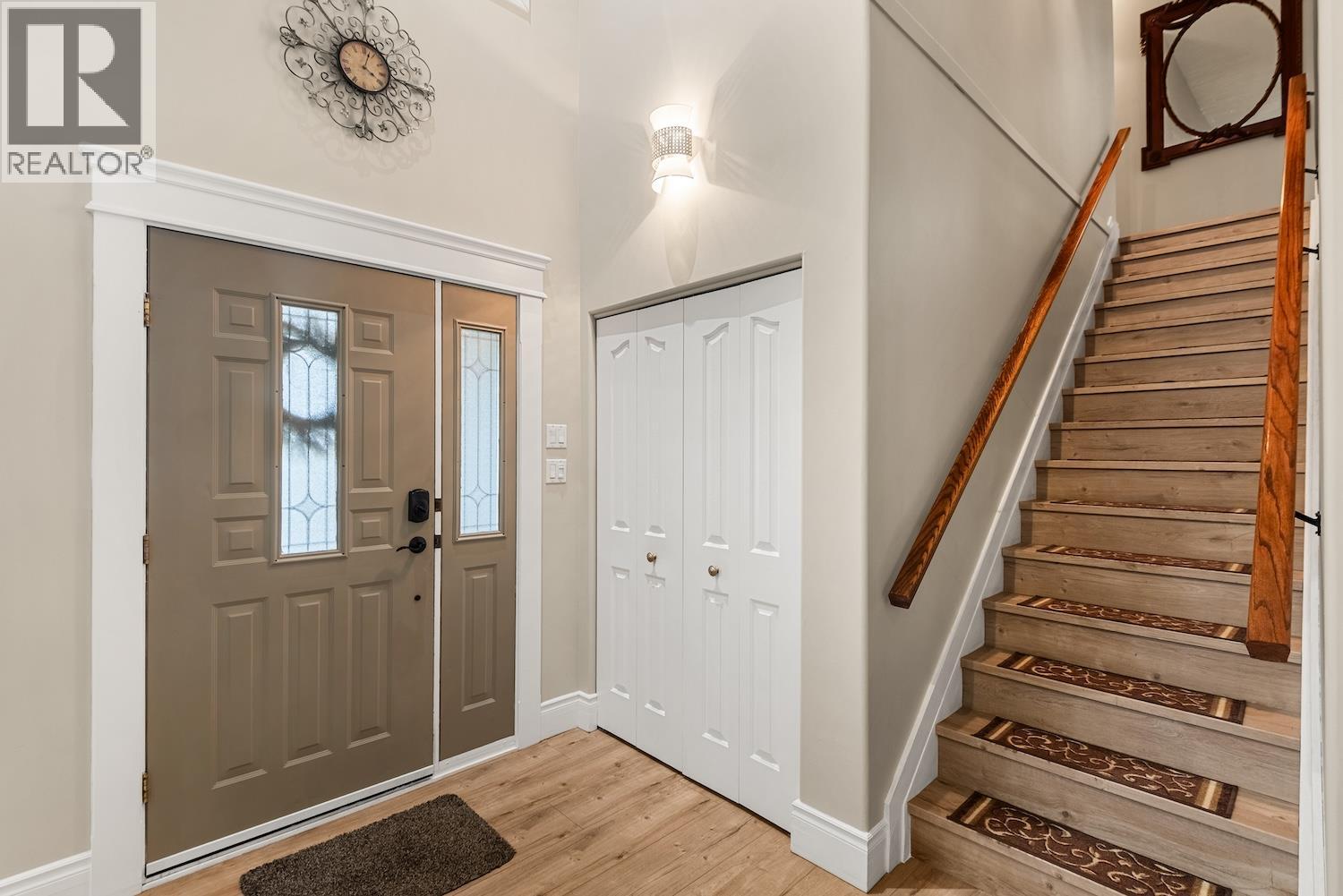 1313 Cypress Place, Sparwood, British Columbia  V0B 2G2 - Photo 4 - 10390504