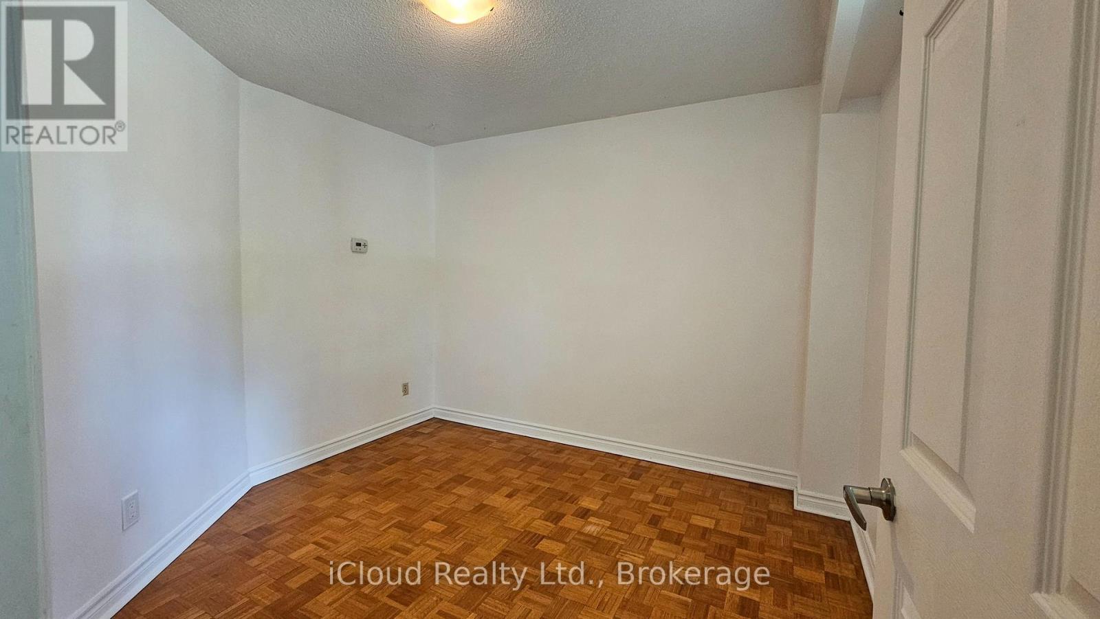 120 - 371 Orton Park, Toronto, Ontario  M1G 3V1 - Photo 5 - E13411540