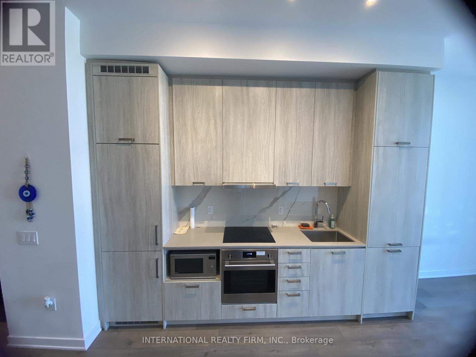 310 - 38 Honeycrisp Crescent, Vaughan, Ontario  L4K 0M8 - Photo 3 - N13411530