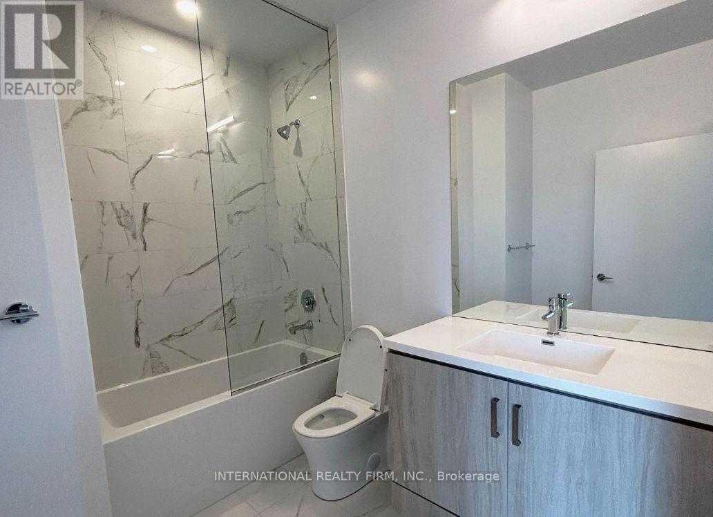 310 - 38 Honeycrisp Crescent, Vaughan, Ontario  L4K 0M8 - Photo 4 - N13411530
