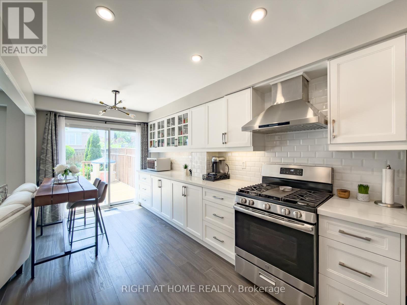 93 Townley Crescent, Brampton, Ontario  L6Z 4T1 - Photo 14 - W13411536
