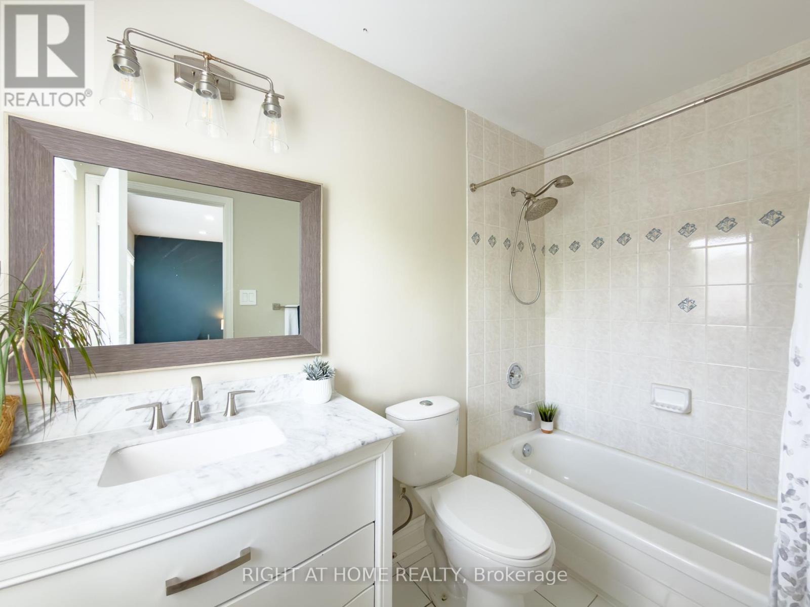 93 Townley Crescent, Brampton, Ontario  L6Z 4T1 - Photo 22 - W13411536
