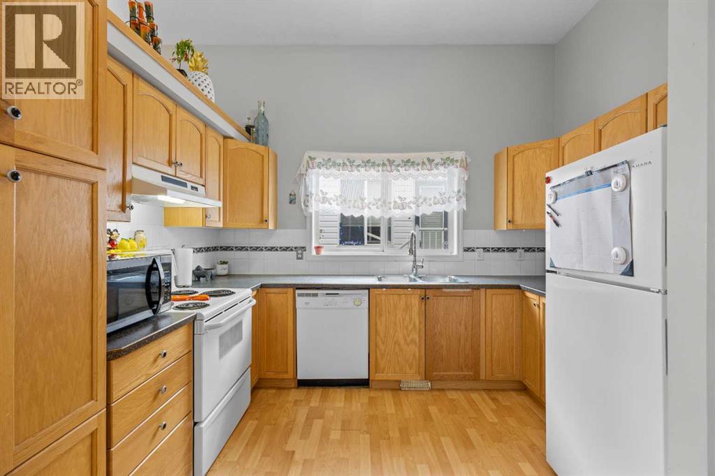 67 Saddlemead Green Ne, Calgary, Alberta  T3J 4M8 - Photo 12 - A2318593