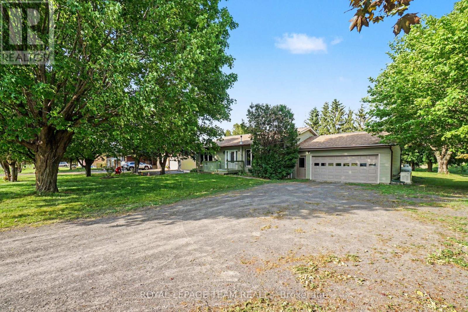 5123 Spratt Road, Ottawa, Ontario K4M 0E2 - Photo 2 - X13411566