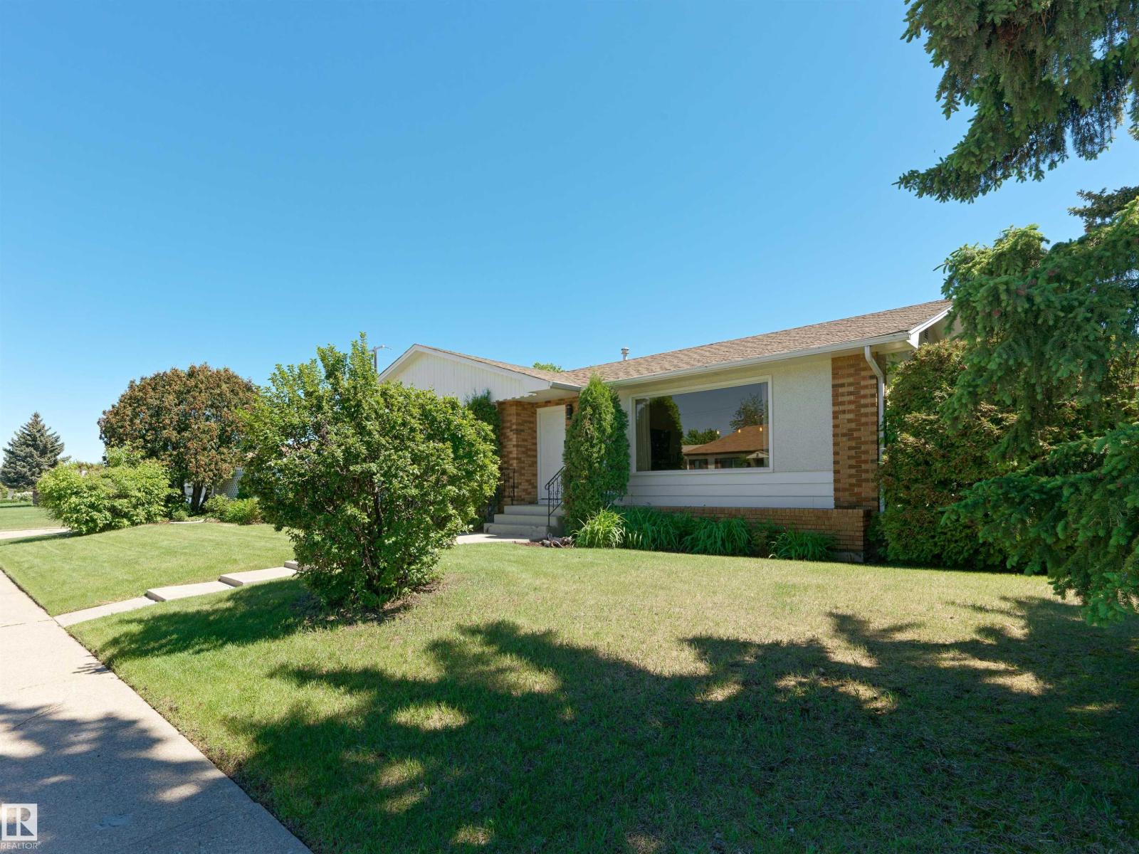 8603 73 St NW, Edmonton, Alberta  T6B 1Z9 - Photo 2 - E4491876