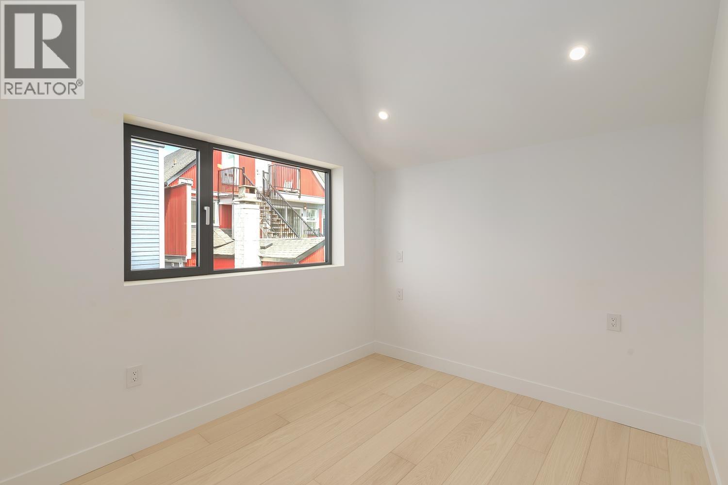 22 W 14th Avenue, Vancouver, British Columbia  V0V 0V0 - Photo 11 - R3090607