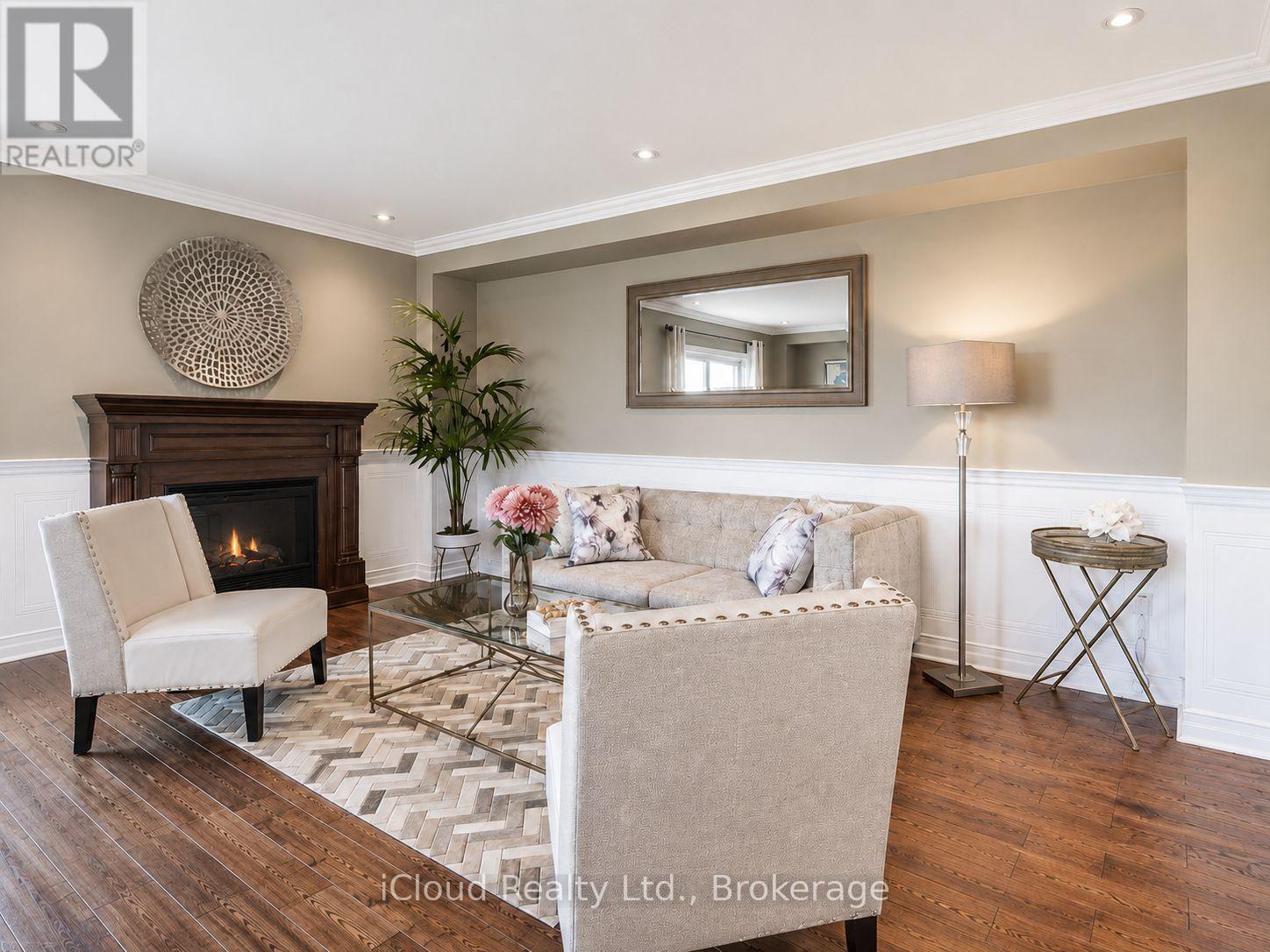 629 Angela Court, Burlington, Ontario  L7L 7A4 - Photo 5 - W13411562