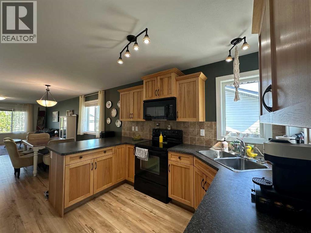 6407 59 Street, Ponoka, Alberta  T4J 0A2 - Photo 8 - A2315729