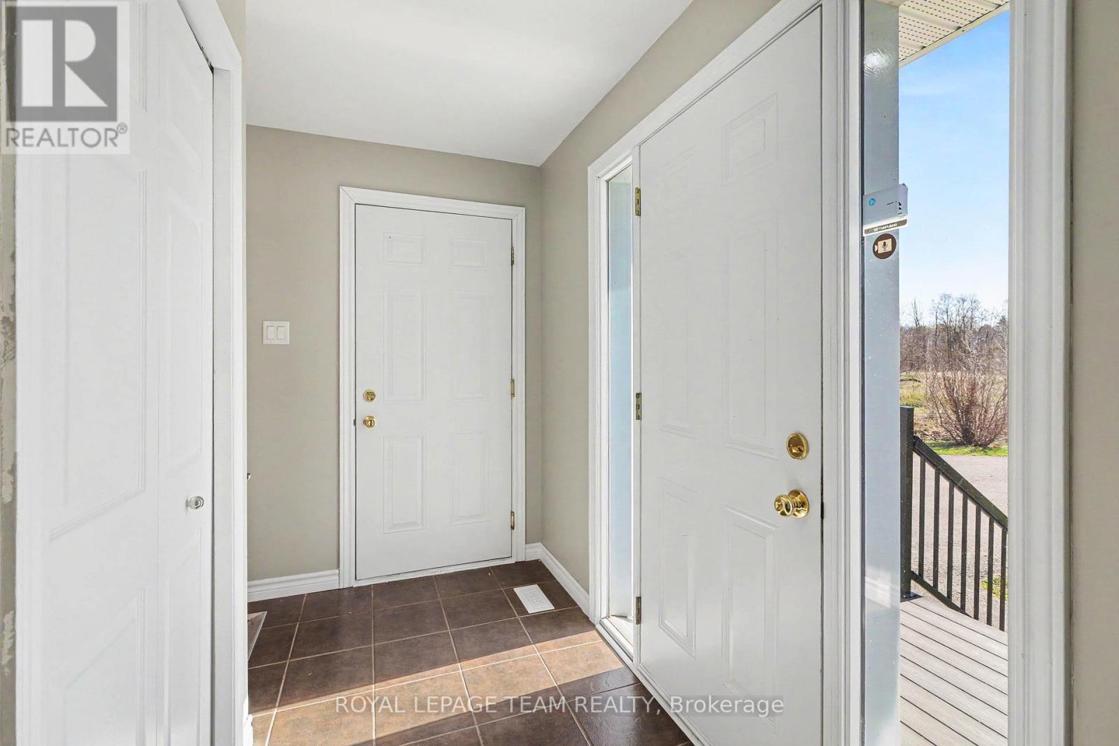 4038 Calbrent Way, Ottawa, Ontario K0A 2W0 - Photo 5 - X13411572