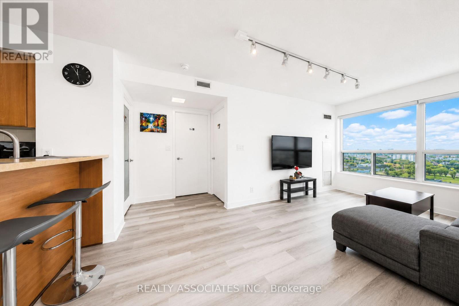2501 - 36 Lee Centre Drive, Toronto, Ontario  M1H 3K2 - Photo 14 - E13411570