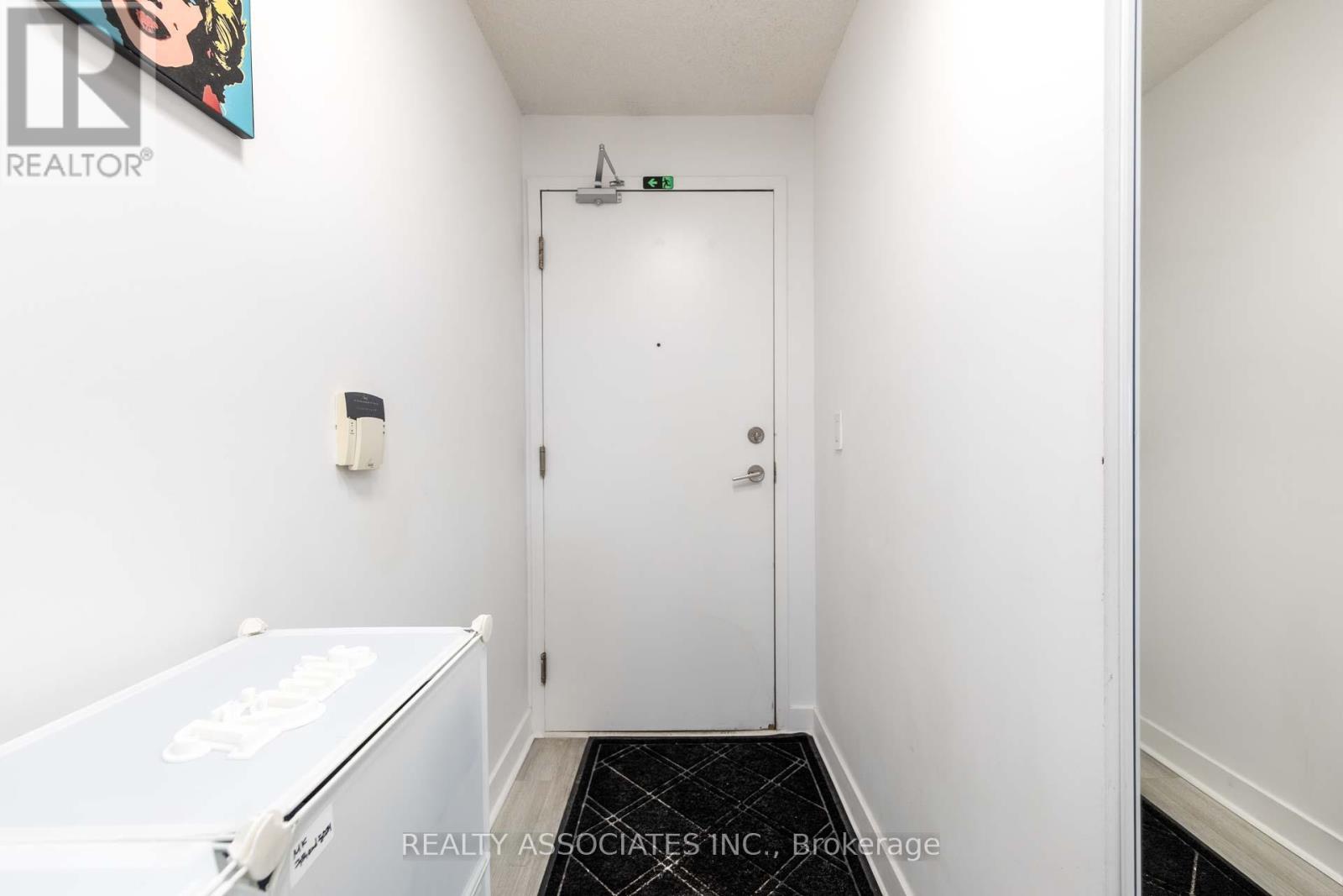 2501 - 36 Lee Centre Drive, Toronto, Ontario  M1H 3K2 - Photo 3 - E13411570