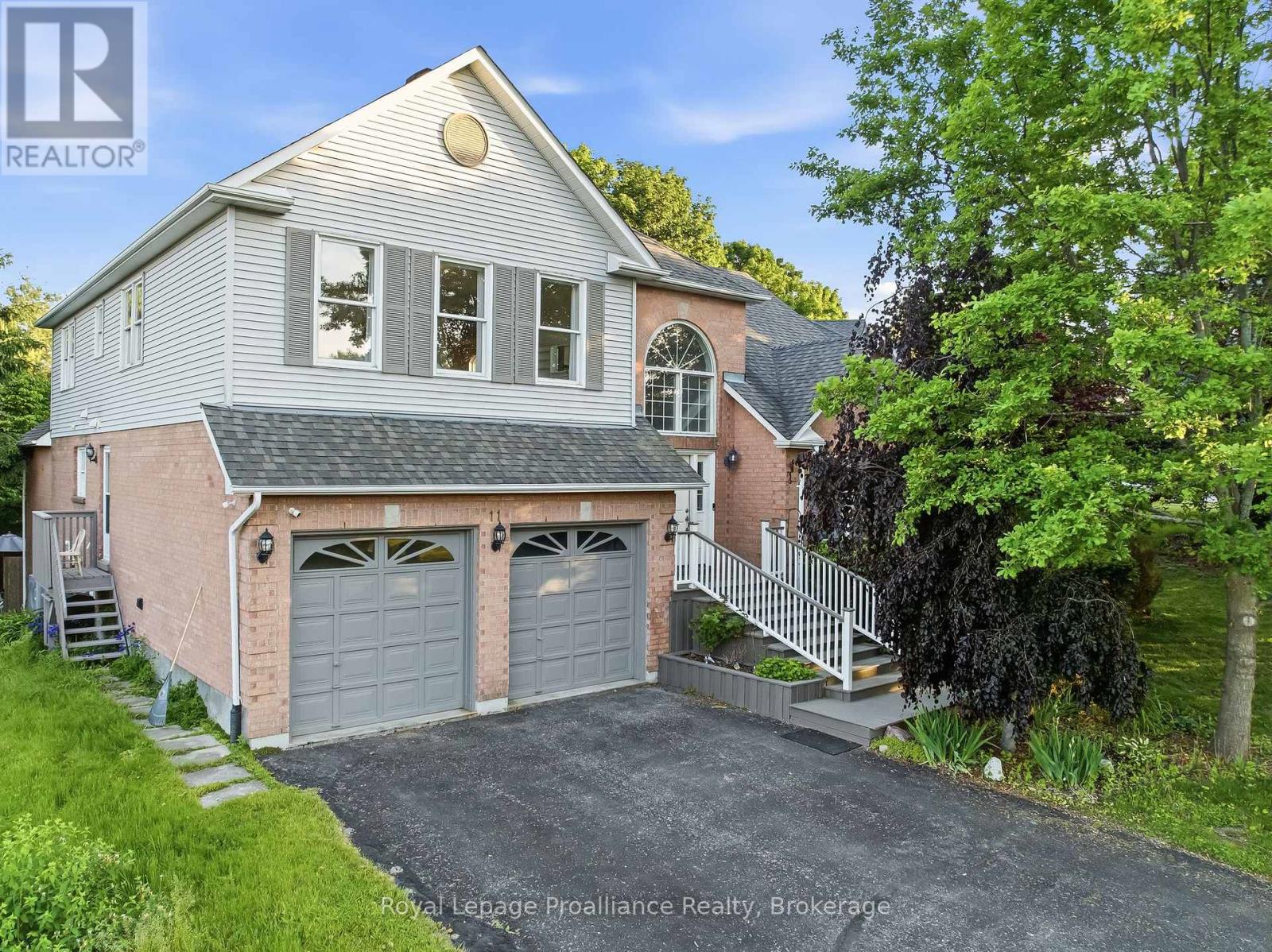 11 Gibson Place, Port Hope, Ontario  L1A 4G8 - Photo 2 - X13259228