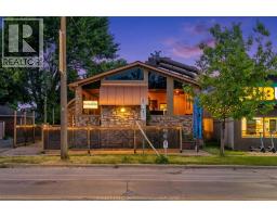 2438-2440 UNIVERSITY AVENUE West, Windsor, Ontario