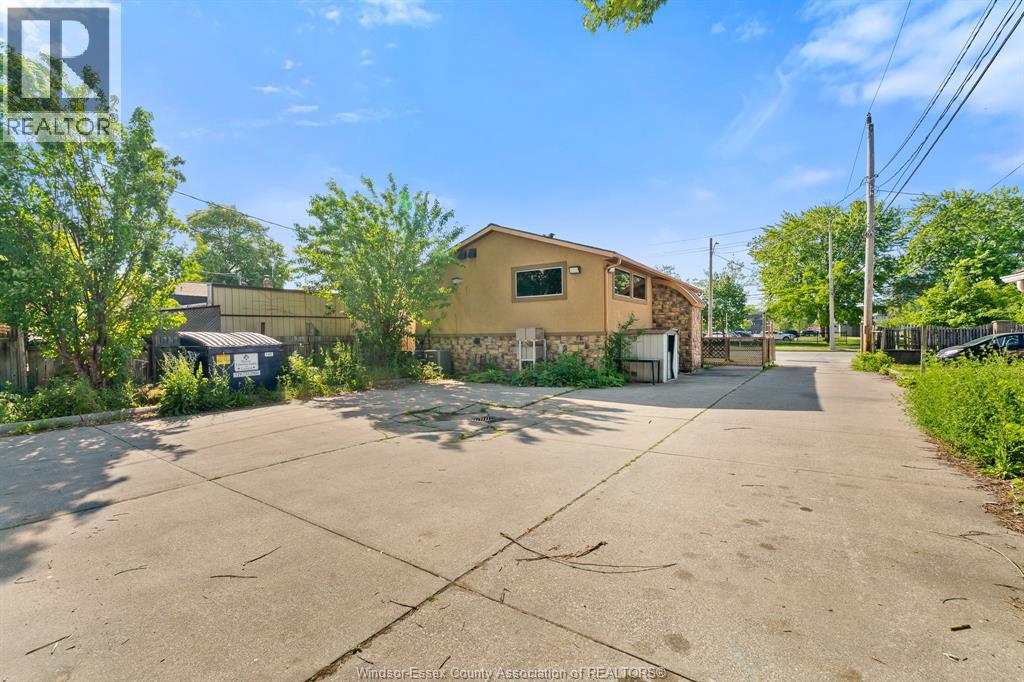 2438-2440 University Avenue West, Windsor, Ontario  N9B 1E9 - Photo 10 - 26013087