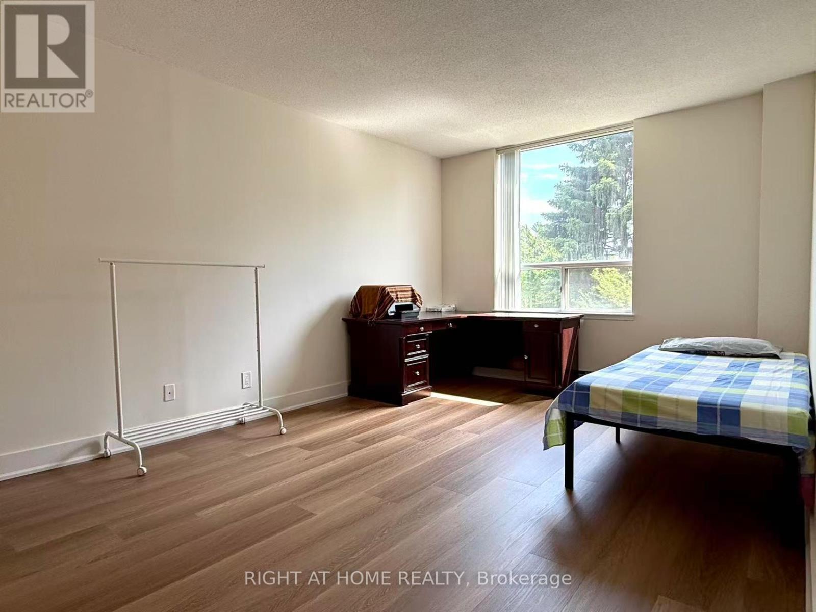 301 - 1901 Pilgrims Way, Oakville, Ontario  L6M 2W9 - Photo 16 - W13411156