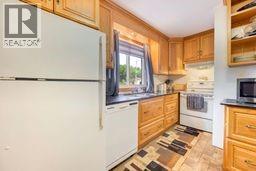 61 Dauw Avenue, Wallaceburg, Ontario  N8A 3N3 - Photo 13 - 26013350