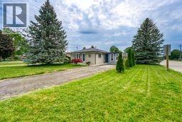 61 Dauw Avenue, Wallaceburg, Ontario  N8A 3N3 - Photo 4 - 26013350