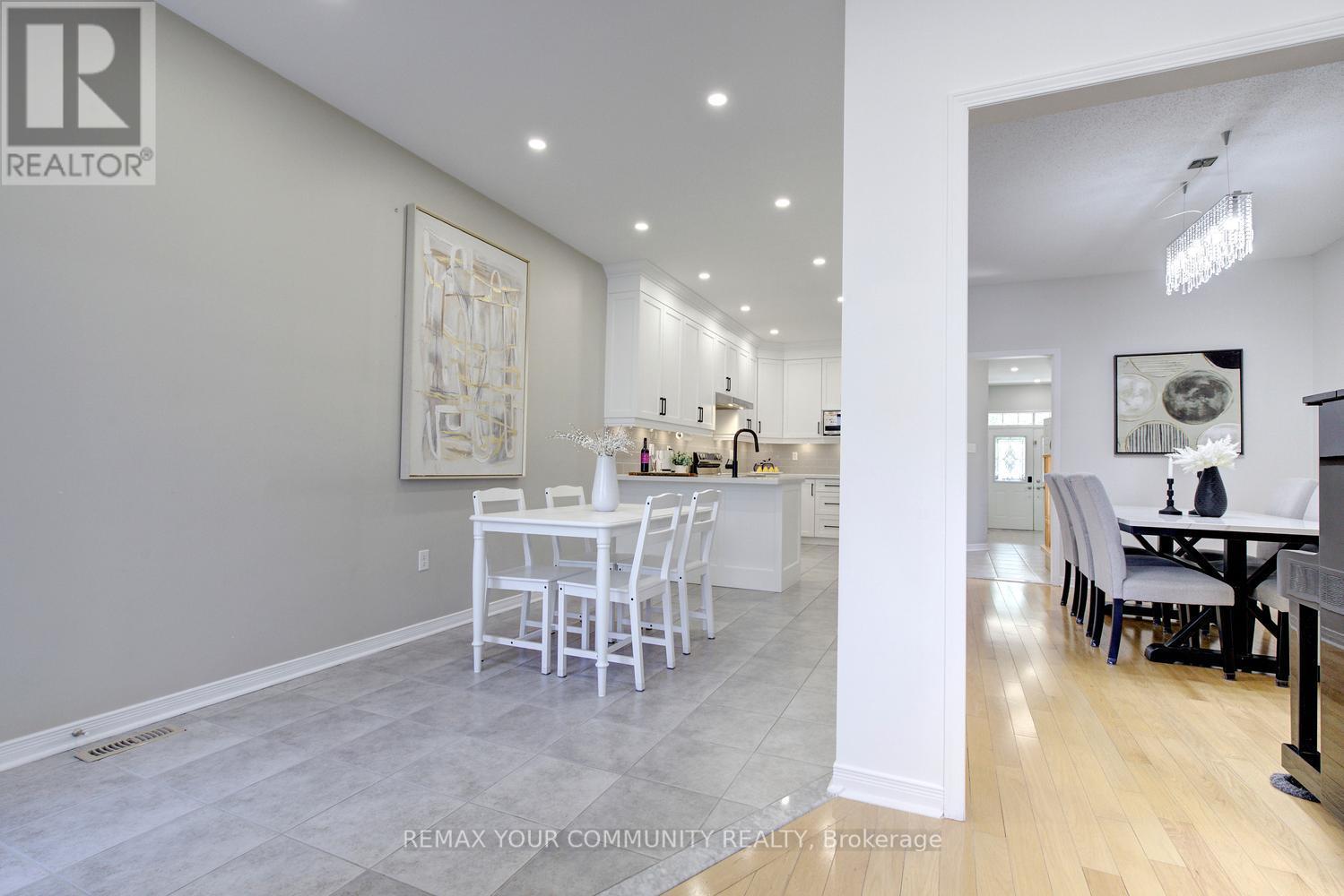 42 Laramie Crescent, Vaughan, Ontario  L6A 0P8 - Photo 11 - N13411592