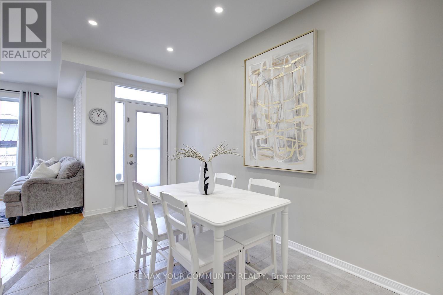 42 Laramie Crescent, Vaughan, Ontario  L6A 0P8 - Photo 13 - N13411592