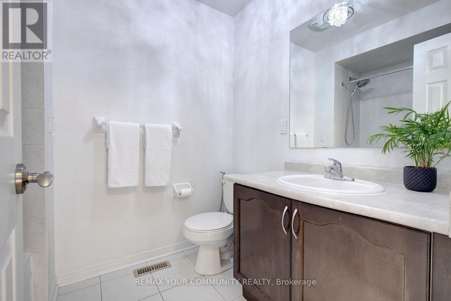 42 Laramie Crescent, Vaughan, Ontario  L6A 0P8 - Photo 34 - N13411592