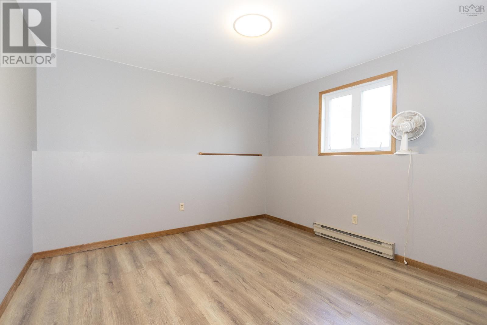 50 Townshend Avenue, Amherst, Nova Scotia  B4H 4N6 - Photo 29 - 202613528