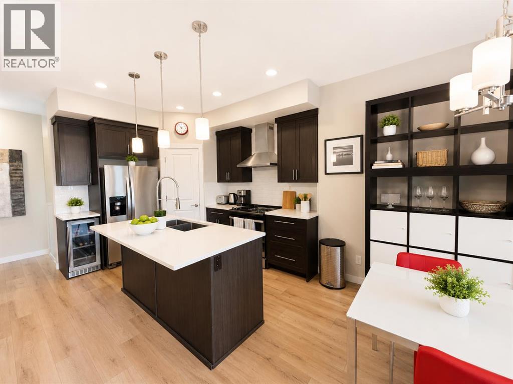 241 Agnes Short Place N, Lethbridge, Alberta  T1H 7G4 - Photo 4 - A2316837