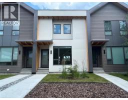 2452 WASHINGTON Street Unit# 4, Rossland, British Columbia