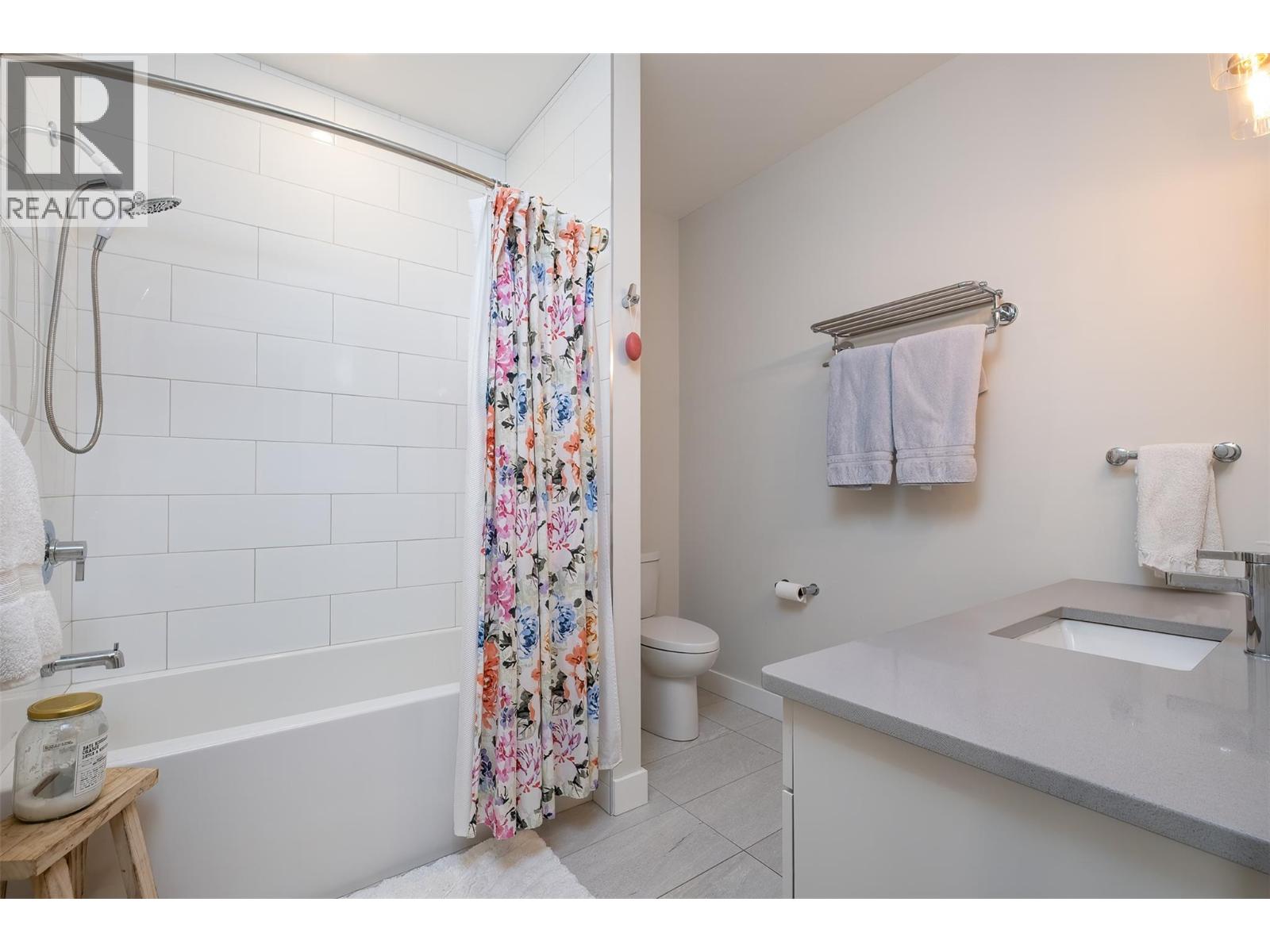 2452 Washington Street Unit# 4, Rossland, British Columbia V0G 1Y0 - Photo 29 - 10389747