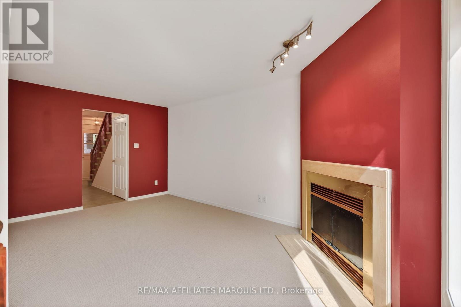 58 Robarts Crescent, Ottawa, Ontario  K2L 4A5 - Photo 10 - X13411614